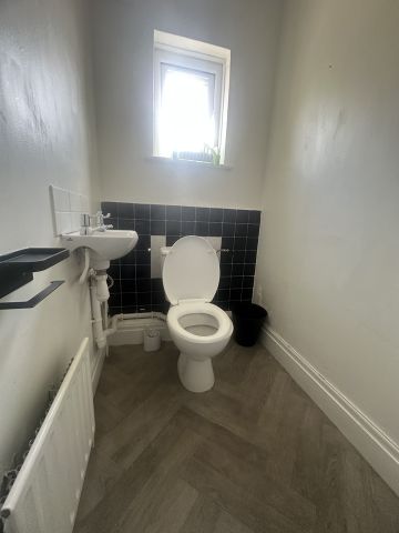 Room in a Shared House, Heathfield Road, B19 - Photo 5