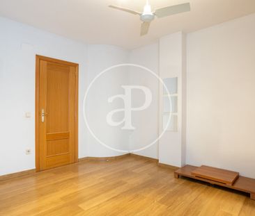 Duplex for rent with Terrace in La Pobla de Vallbona - Photo 1