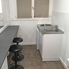 À louer / Appartement F1 / BESANCON PROCHE GARE VIOTTE 35 rue du Chasnot - Photo 1