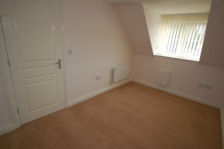 4 bedroom terraced house to rent - Photo 3