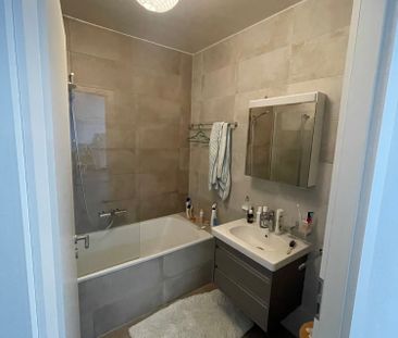 Bel appartement 2,5 pièces avec terrasse et pelouse privative à Sion - Foto 5