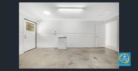 MODERN ELEVATED 4 BEDROOM, 2 BATHROOM HOME - Photo 5