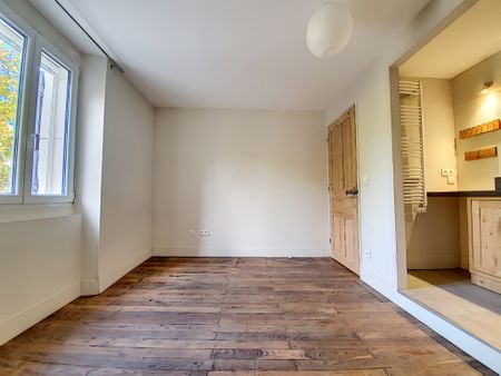 Noves, centre : Maison de village T3 58 m² avec 2 chambres, - Photo 5