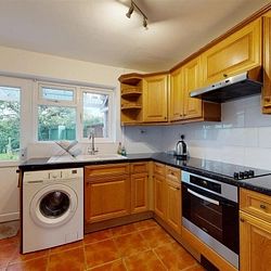 Carlton Hill, Herne Bay, CT6 8HP, Kent - Photo 3