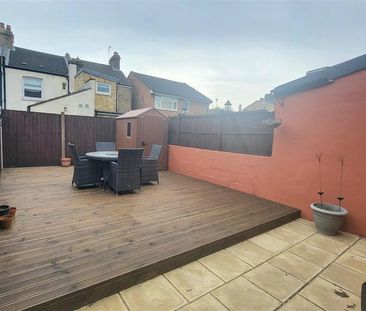 Merton Road, Enfield - Photo 5