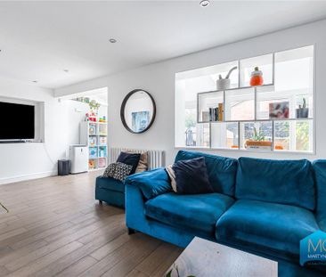 3 bedroom end of terrace house to rent - Photo 4