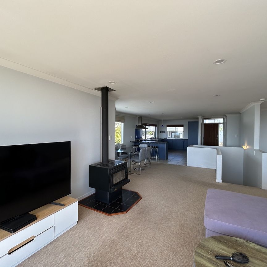 Property Management7 Shearwater Rise, Rothesay Bay - House for Rent - Photo 1