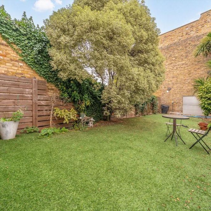 4 bedroom house to rent - Photo 1