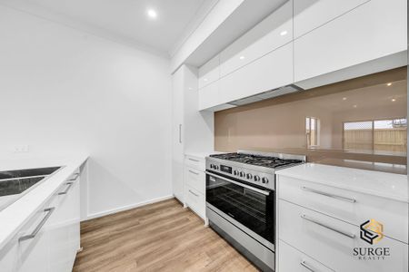 BRAND NEW 4 Bedroom Home! - Photo 2