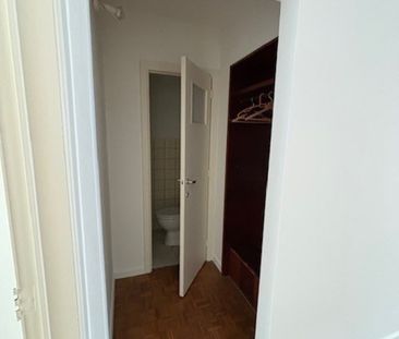 Lumineux appartement 2ch + garage à 1180 Uccle  Loyer: 1 280 € - Photo 3
