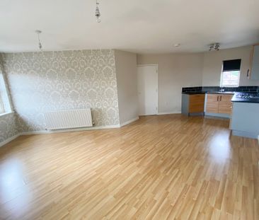 129 Kirkby View, S12 - Photo 2