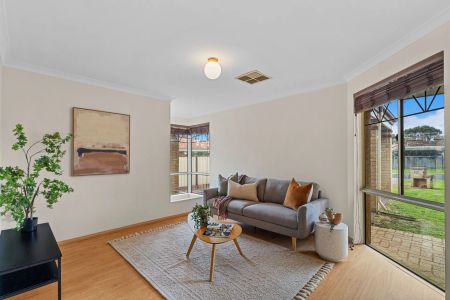 Spacious Family home with Side Access & A Large Shed - Photo 2