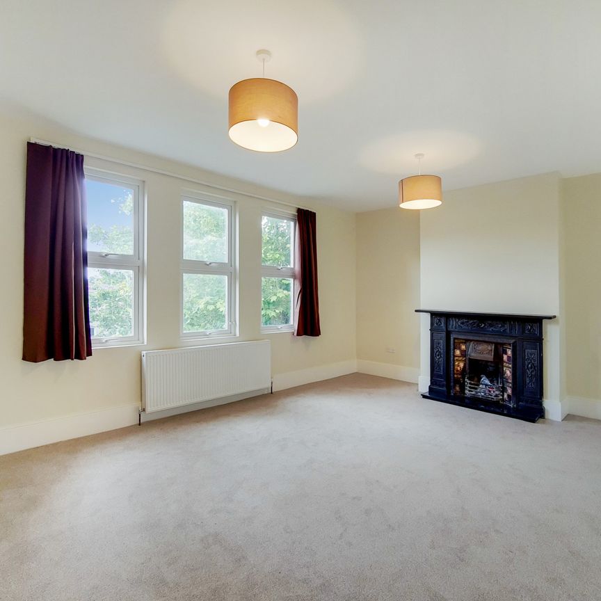 Lordship Lane, London, SE22 - Photo 1