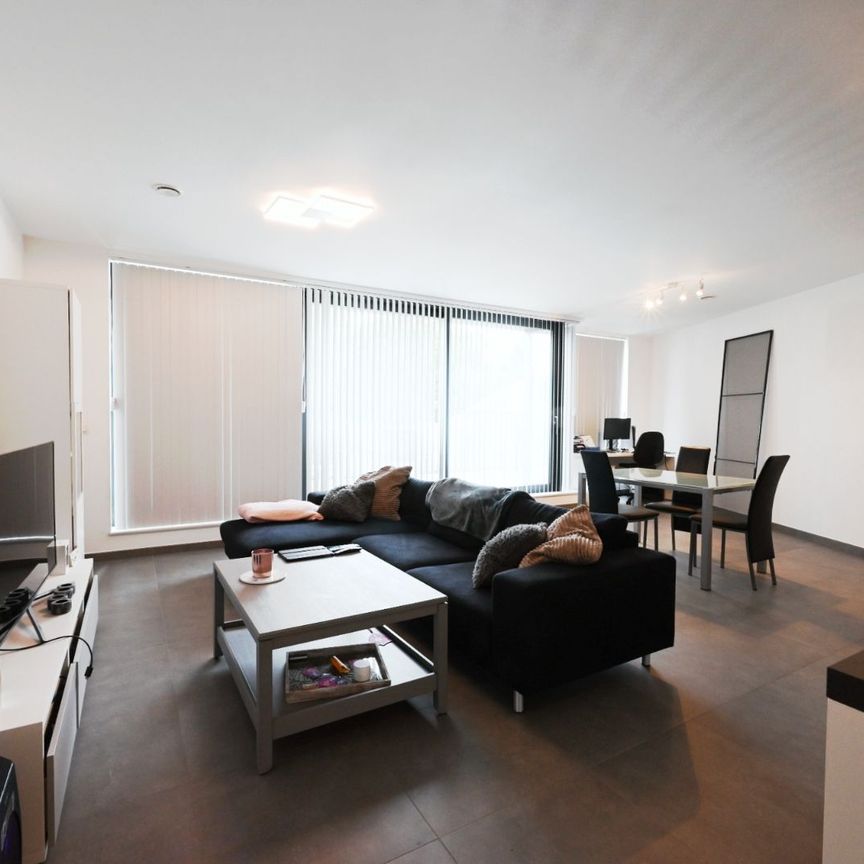 Nieuwbouw appartement met zonnepanelen in hartje Ardooie! - Photo 1