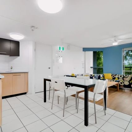 77 Sir Fred Schonell Dr, Brisbane - Photo 1