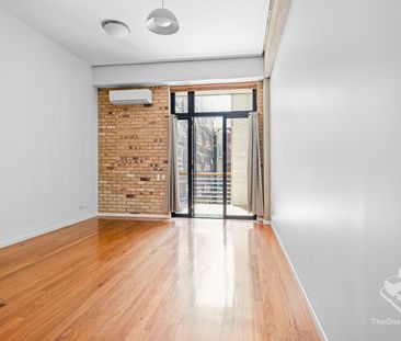 Central and Spacious 1 bedroom loft apartment in Fortitude Valley - Photo 1