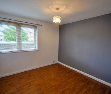 2 bed flat to rent in Haydon Close, Red House Farm, NE3 - Photo 4