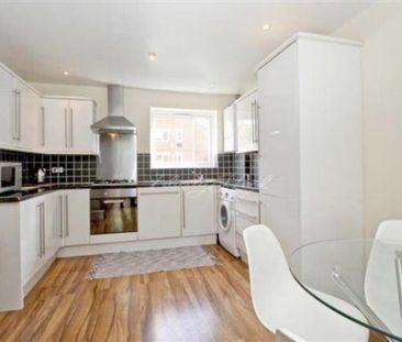 4 Bed Terraced House, Capstan Square, E14 - Photo 6