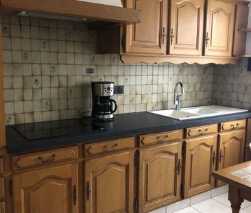 A LOUER REZE Bauche Thiraud maison T5 - VERANDA - GARAGE - JARDIN CLOS - Photo 2