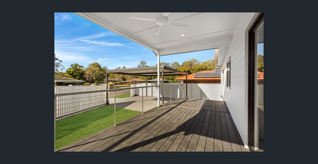 Stunning Home in Central Area! - Photo 1