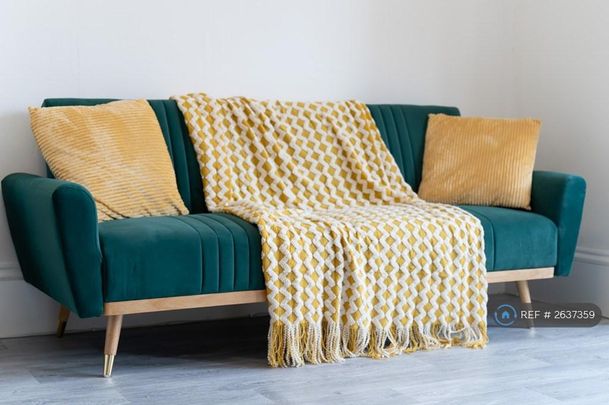 2 bedroom detached house to rent - Photo 1