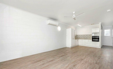 2/13 Rose Street, North Ward - Photo 2