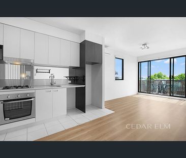 307/108 Altona Street, Kensington, Vic 3031 - Photo 5