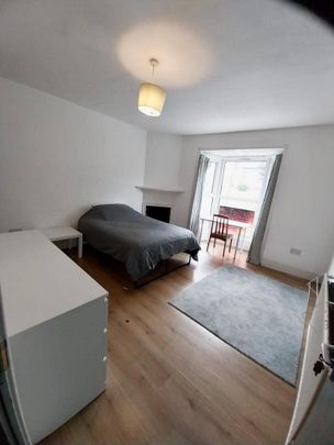 5 bedroom apartment to rent - Photo 1
