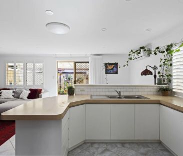 Low-Maintenance Living Meets Lifestyle Convenience - Photo 5