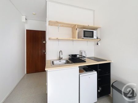 Location Appartement 1 pièce 12m² CHAMALIERES 63400 - Photo 3