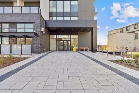 For Lease - 71 Wyndham Street Unit# 602, Guelph, Ontario - Photo 2