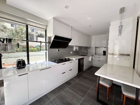 201/10 Freeman Rd, Chatswood, NSW 2067 - Photo 5