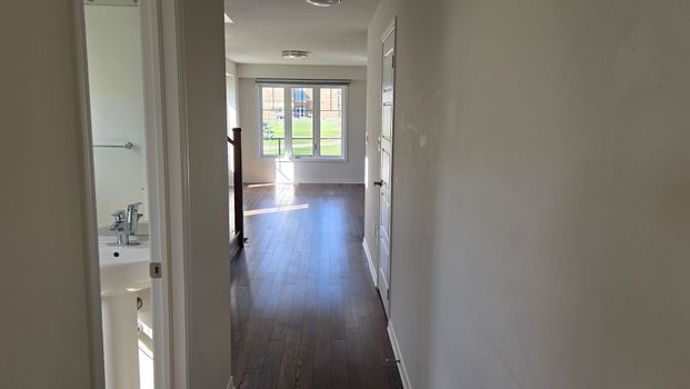 For Lease - 11 Armes Street, Hamilton, Ontario - Photo 1