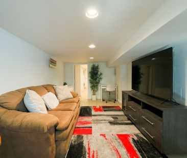 For Lease - 70 Carlaw Avenue Unit# Bsmt, Toronto, Ontario - Photo 1