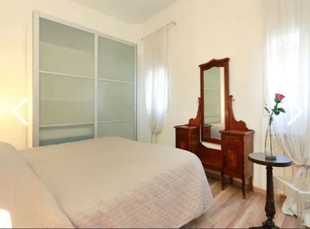 Via dei Pepi, Florence, Tuscany 50122 - Photo 2