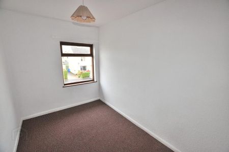 82 Ardcarn Drive, Belfast, BT5 7RS - Photo 2