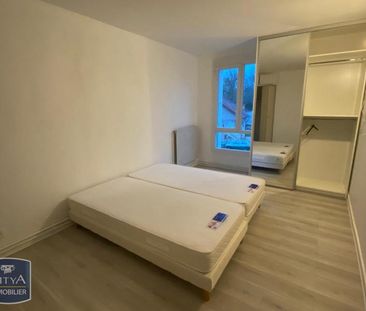 Location Appartement 4 pièces 86m² BOURGES 18000 - Photo 3