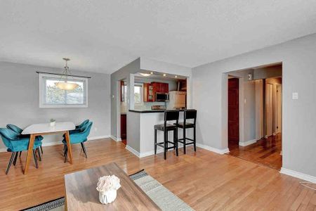 135 Oakburn - Photo 3