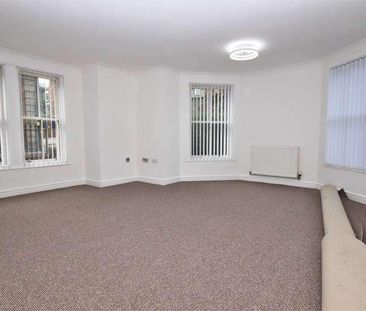 St Austins Lane, Warrington, WA1 - Photo 5