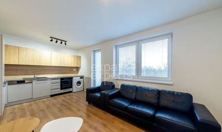 Moderný, príjemný 2i byt 40m2 s balkónom, pekná lokalita, MALÝ DUNAJ - Photo 5