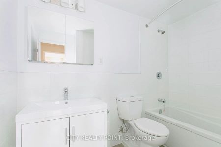 666 Spadina Avenue #1010 - Photo 3