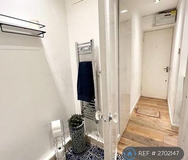 Studio to rent - Photo 4