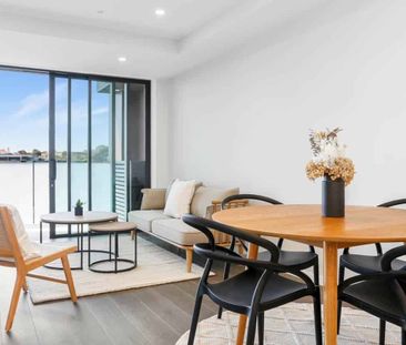 Luxury Living in the Heart of Mount Eden - Photo 1