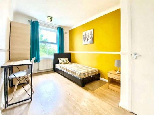 Norwich, NR5 - Photo 1