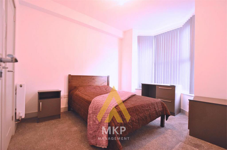 7 bedroom terraced house to rent - Photo 5