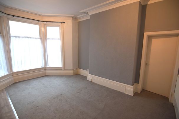To Let 1 Bed Ground Floor Flat - Photo 1