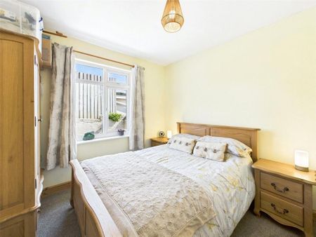 3 bedroom bungalow to rent - Photo 3