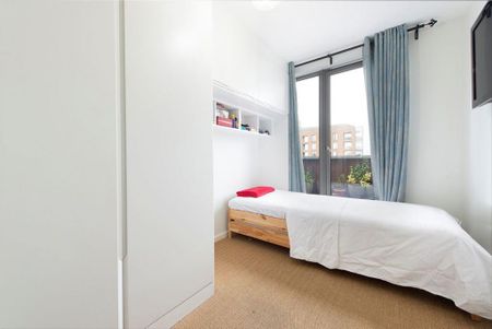 2 bedroom flat to rent - Photo 3