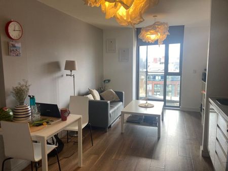 1 bedroom flat to rent - Photo 3