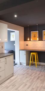 The Motivational Property Studio 3 - Photo 3